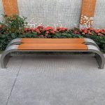 Zeitgenössische Picknickbank in natürlicher Farbe aus Holzwerkstoff, 63"L x 30"B x 18"H