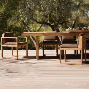 Moderner Outdoor-Esstisch mit unfertiger Farboberfläche, sonnenbeständigem Teakholzrahmen, natürliche Oberfläche, 118,1"L x 39,4"B x 29,5"H, ohne Stühle